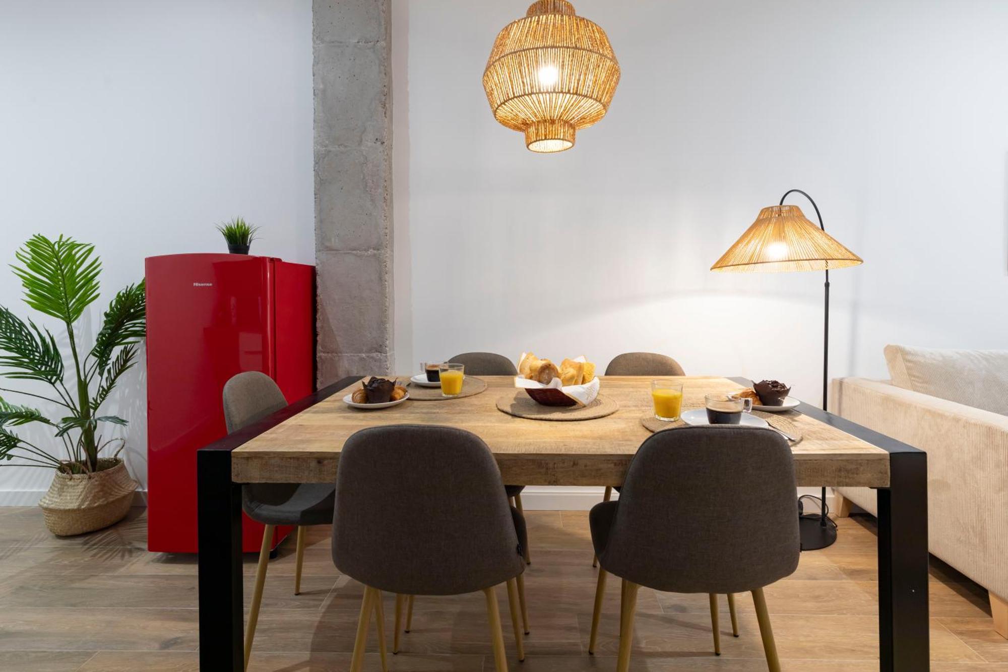 Travel Habitat Mediterranean Suites Valence Extérieur photo