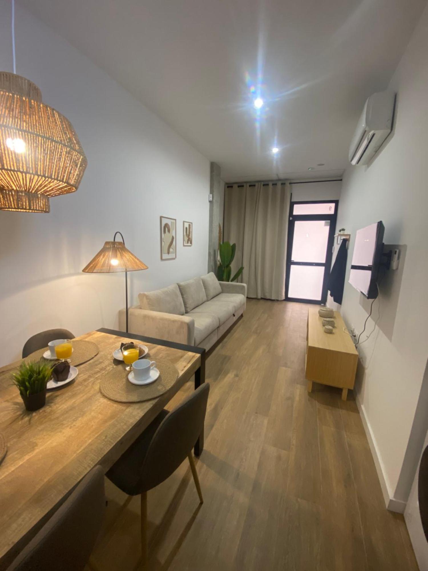 Travel Habitat Mediterranean Suites Valence Extérieur photo