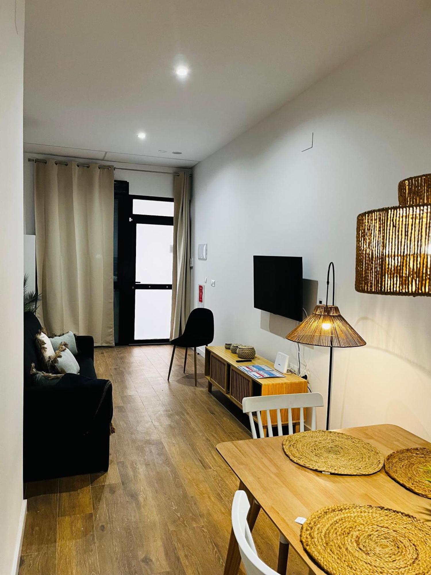 Travel Habitat Mediterranean Suites Valence Extérieur photo