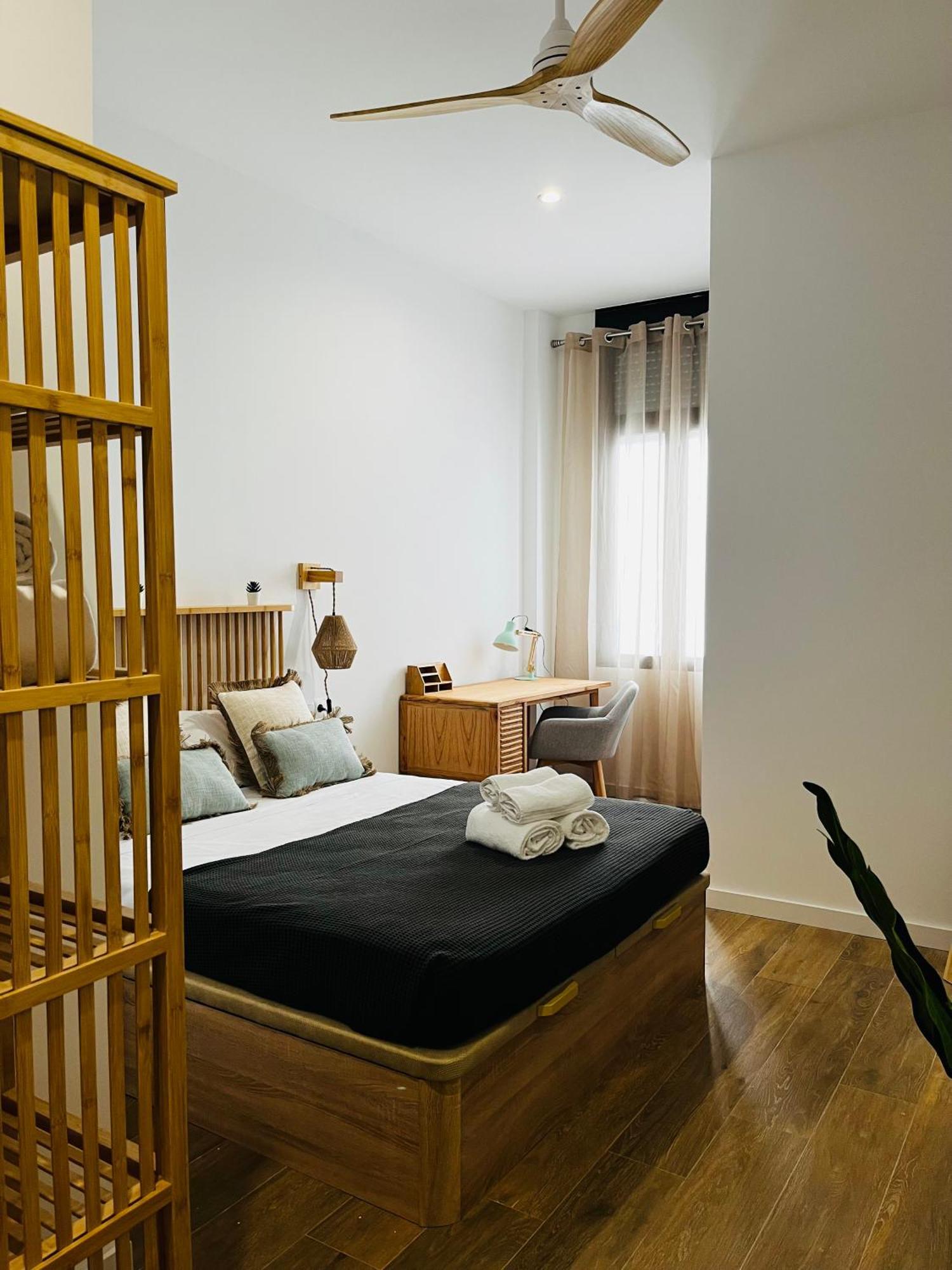 Travel Habitat Mediterranean Suites Valence Extérieur photo