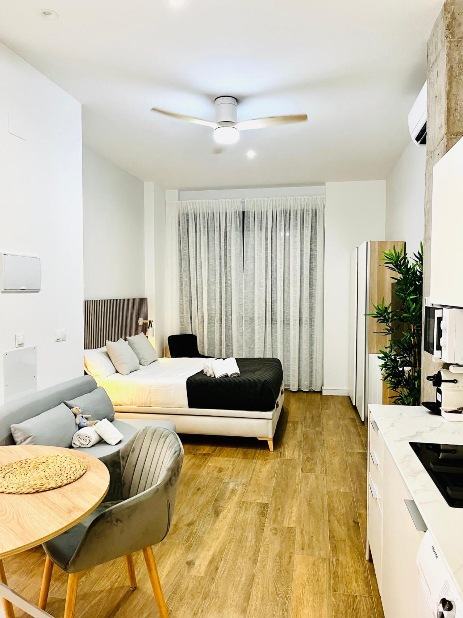 Travel Habitat Mediterranean Suites Valence Chambre photo