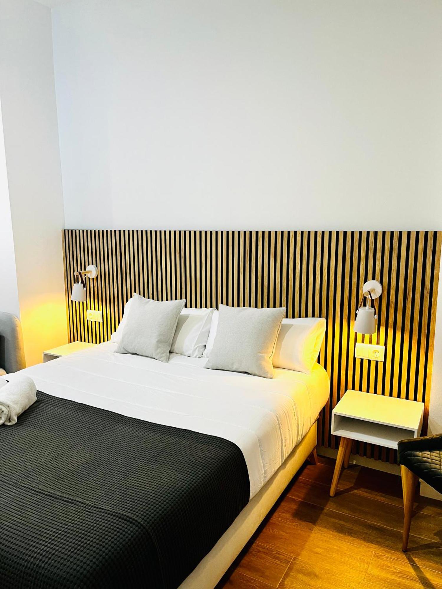 Travel Habitat Mediterranean Suites Valence Chambre photo