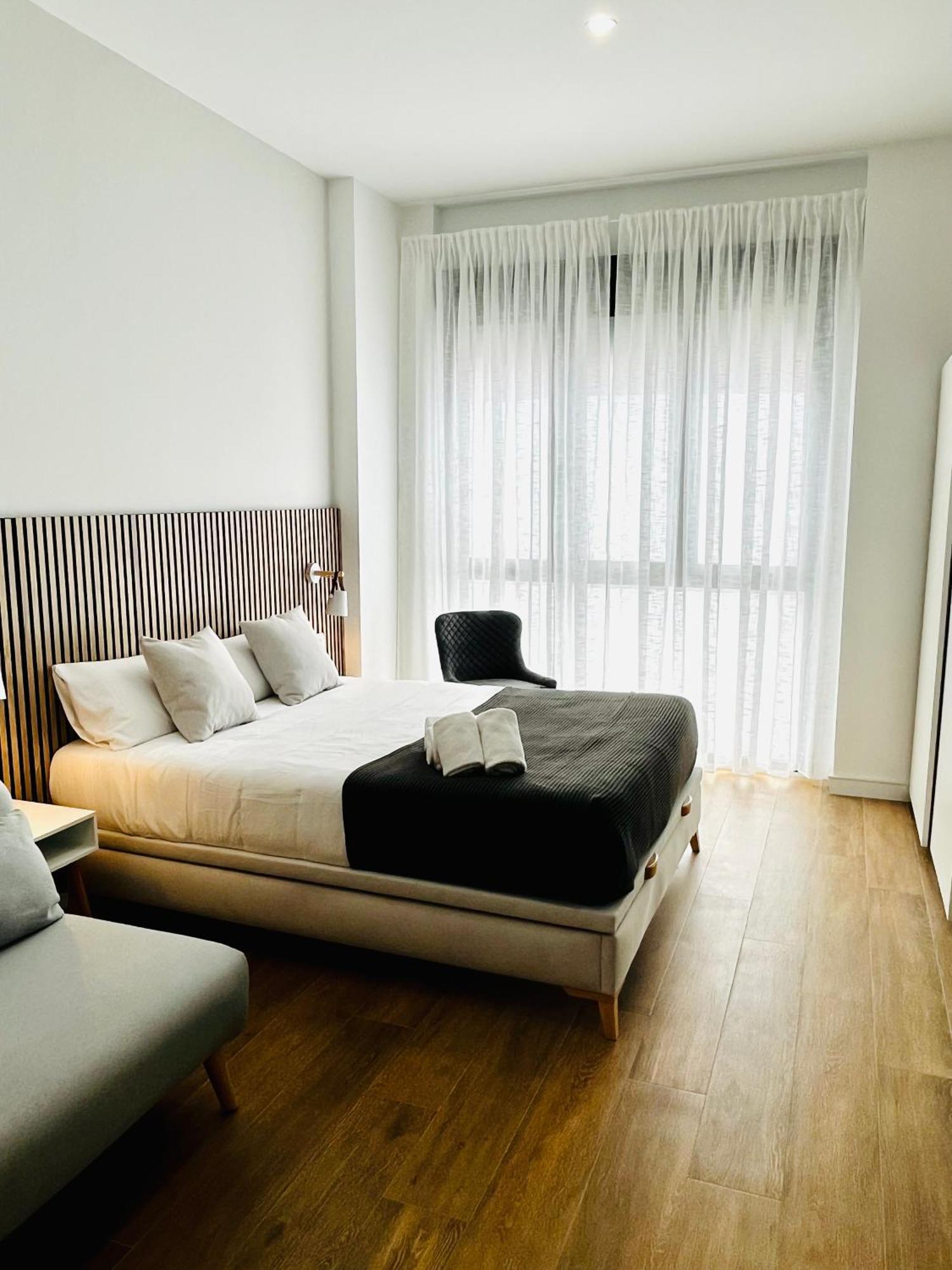 Travel Habitat Mediterranean Suites Valence Chambre photo