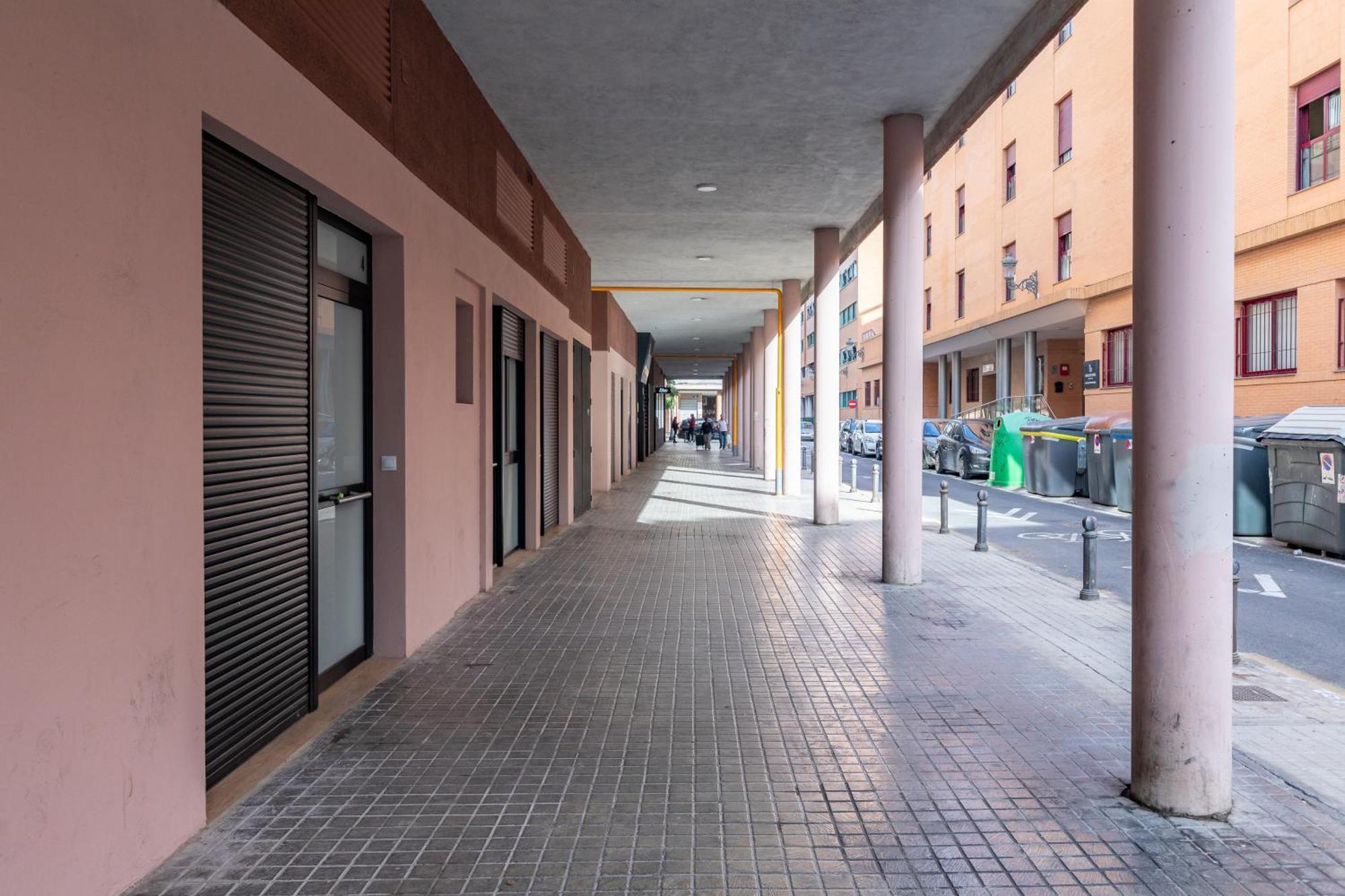 Travel Habitat Mediterranean Suites Valence Extérieur photo